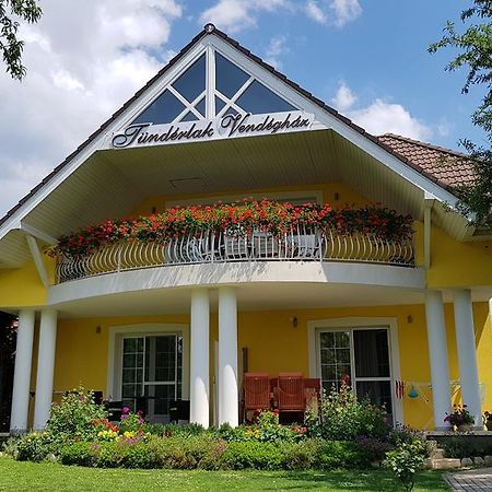 Tuenderlak Vendeghaz Appartement Balatonfüred Buitenkant foto