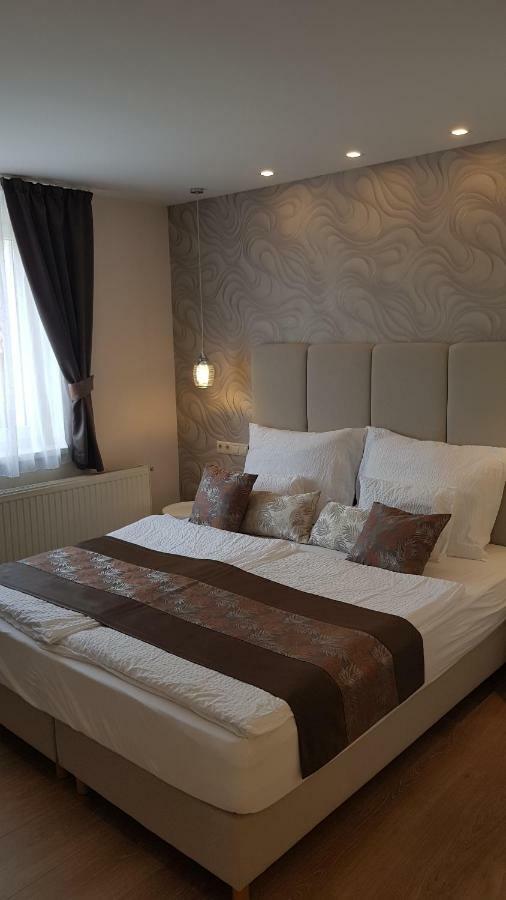 Tuenderlak Vendeghaz Appartement Balatonfüred Buitenkant foto
